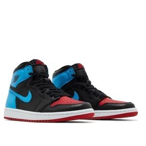 NWOB NIKE Wmns Air Jordan 1 High OG 'NC to Chi' Sz 8.5